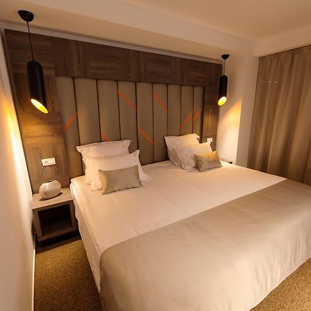 Готель Premium Wellness Institute Бухарест Екстер'єр фото