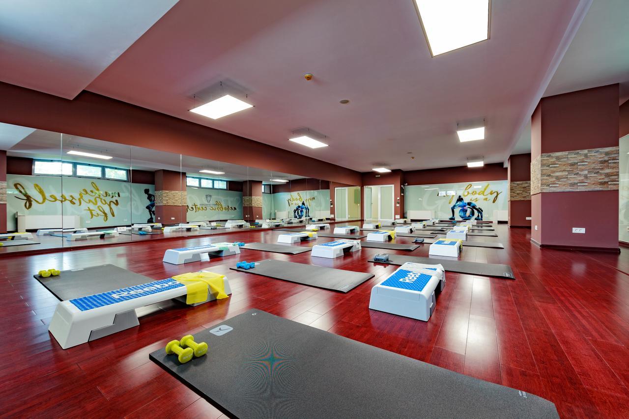 Готель Premium Wellness Institute Бухарест Екстер'єр фото